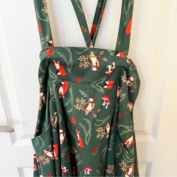 ModCloth Collectif Winter Fox Skirt - Picture 4 of 4
